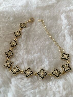 Gold and Black Flower Link Bracelet - Elegant Women's Jewelry